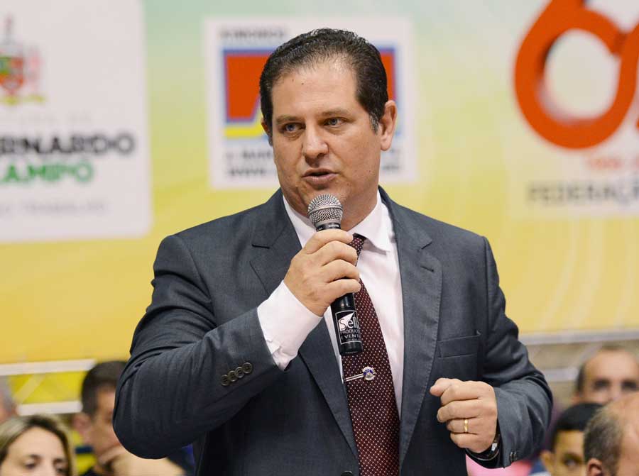 Novo presidente da Ajinomoto do Brasil prestigia torneio da FPJudô