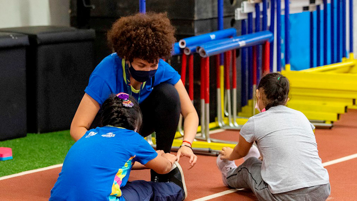 Professores da Escola Paralímpica do CPB dão dicas para inserir crianças com deficiência no esporte