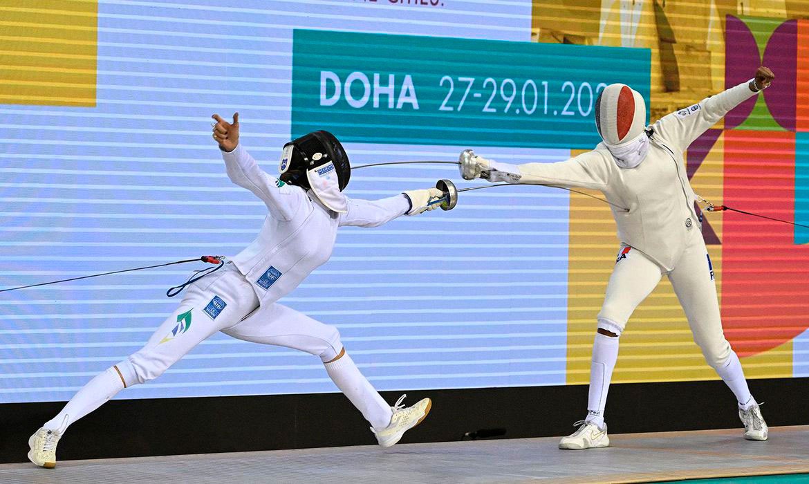 Nathalie Moellhausen brilha e vence Grand Prix de espada de Doha