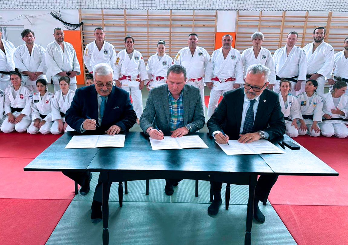 IJF Academy firma parceria com a Universidade Ovidius na Hungria