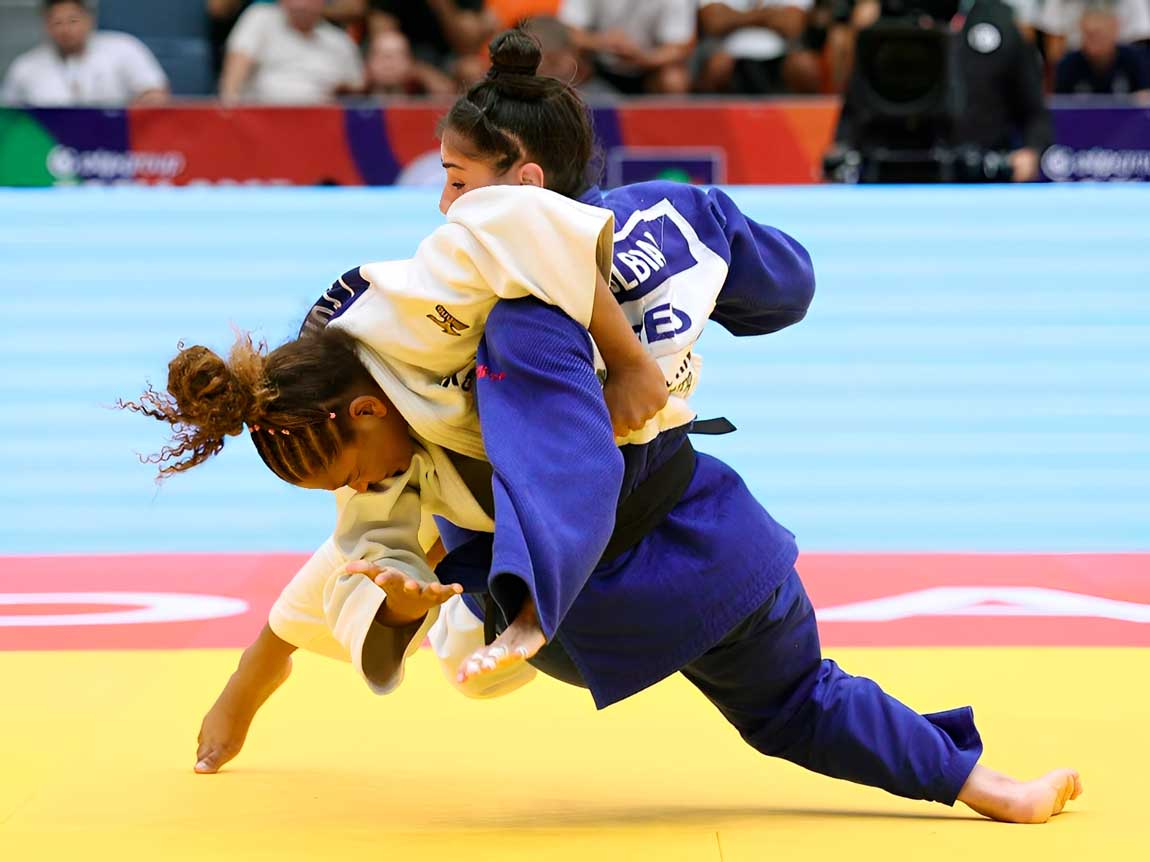 Brasil chega à quarta medalha no Mundial Cadete com bronze de Laryssa Fonseca
