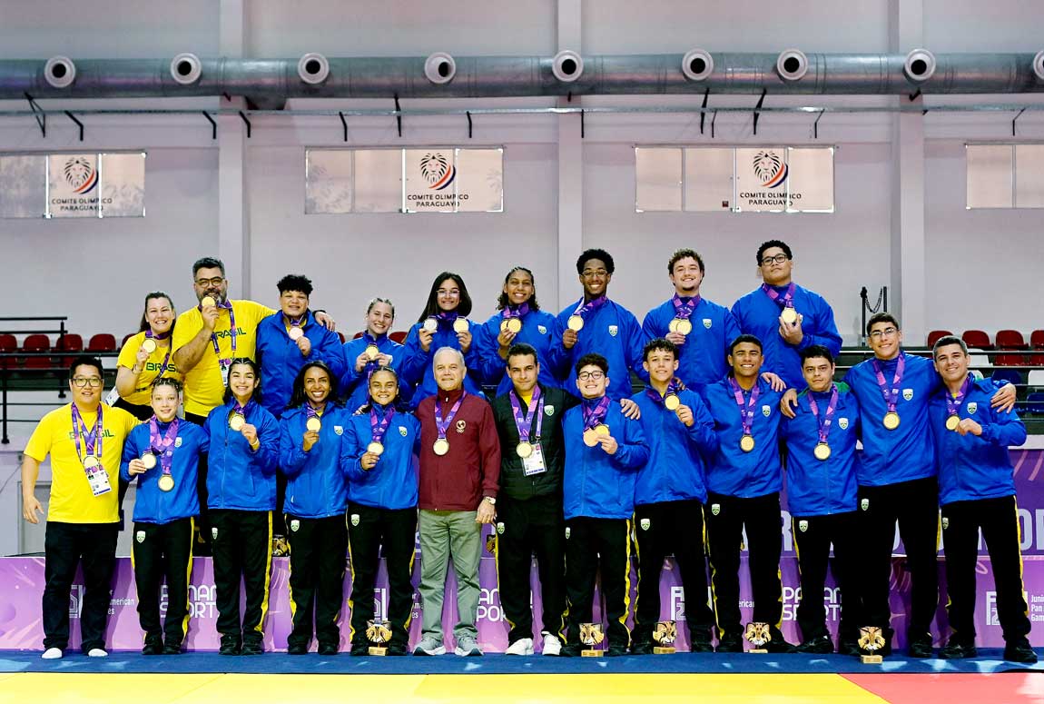 Ouro por equipes mistas coroa campanha brasileira nos tatamis em Assunção