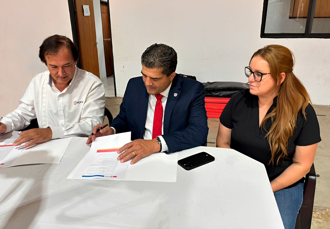 Em Assunção, Henrique Guimarães firma termo de cooperação técnica com a Federação Paraguaia de Judô